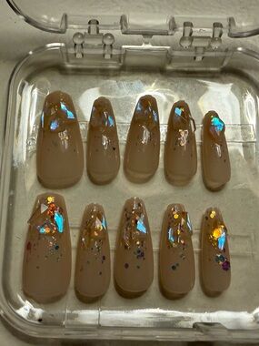 Glittery Press-On Nails